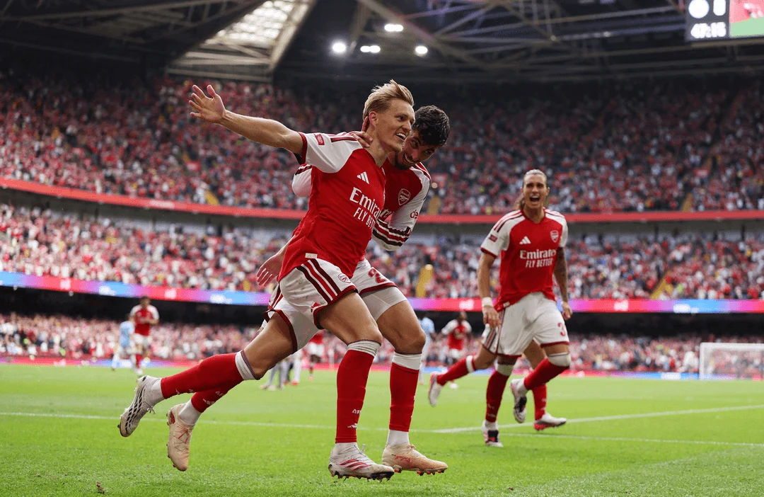 Arsenal Dominate Manchester City 3-0 to Claim Community Shield Victory