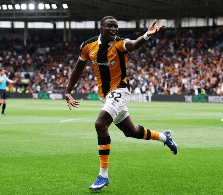 Manchester United Suffer Humiliating 2-0 Defeat Against Promoted Hull City