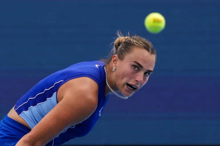 Aryna Sabalenka Survives Scare as Favorites Advance at Cincinnati Open