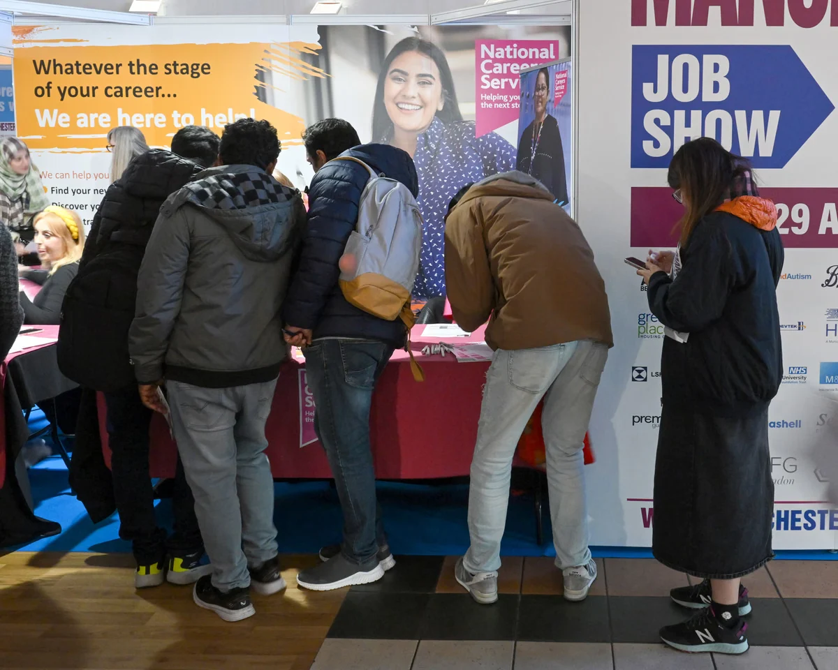 UK Youth Unemployment Drops Below One Million Amid Ongoing Economic Inactivity Concerns