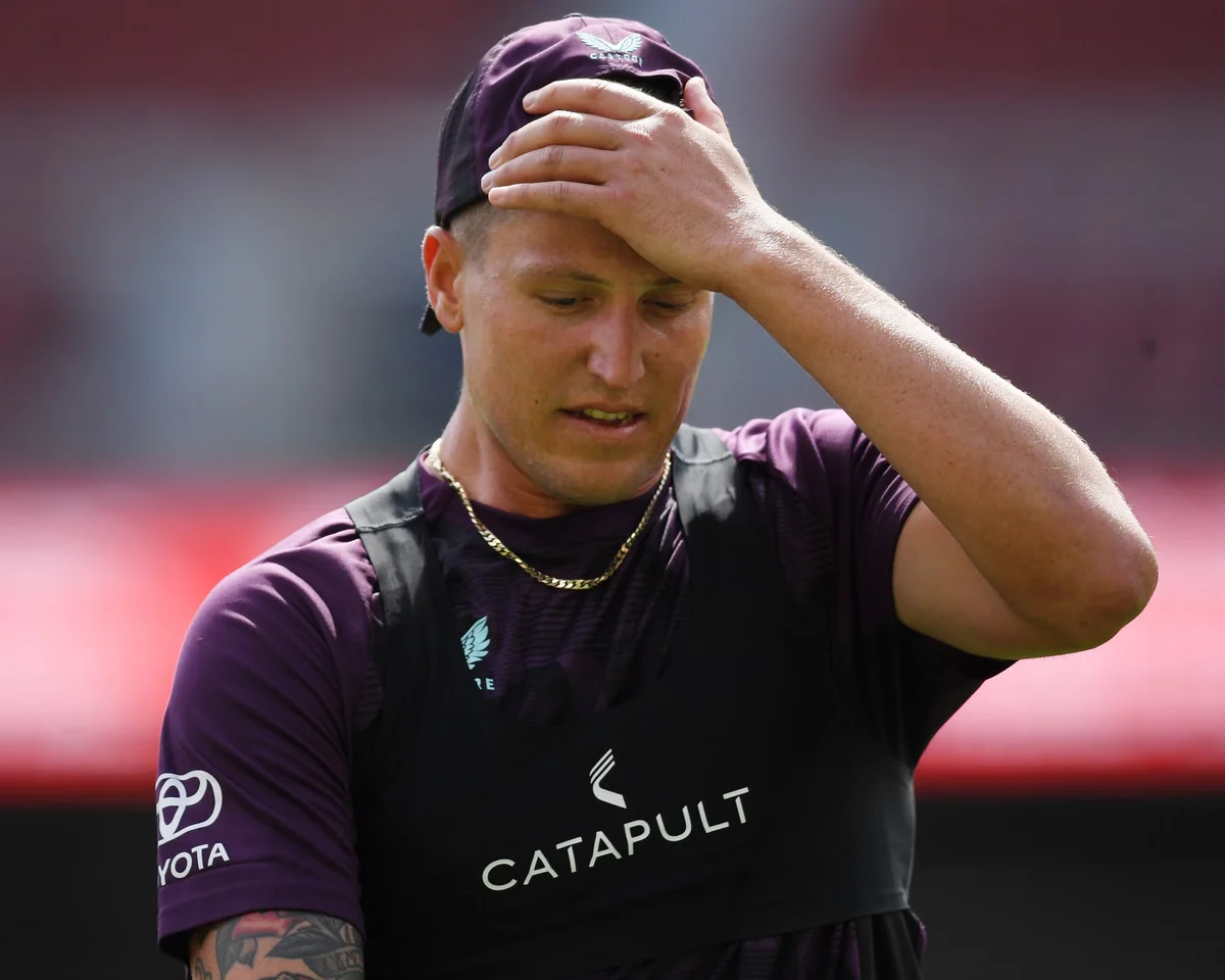 England Bowler Brydon Carse Withdrawn from Second Test Amid Police Investigation