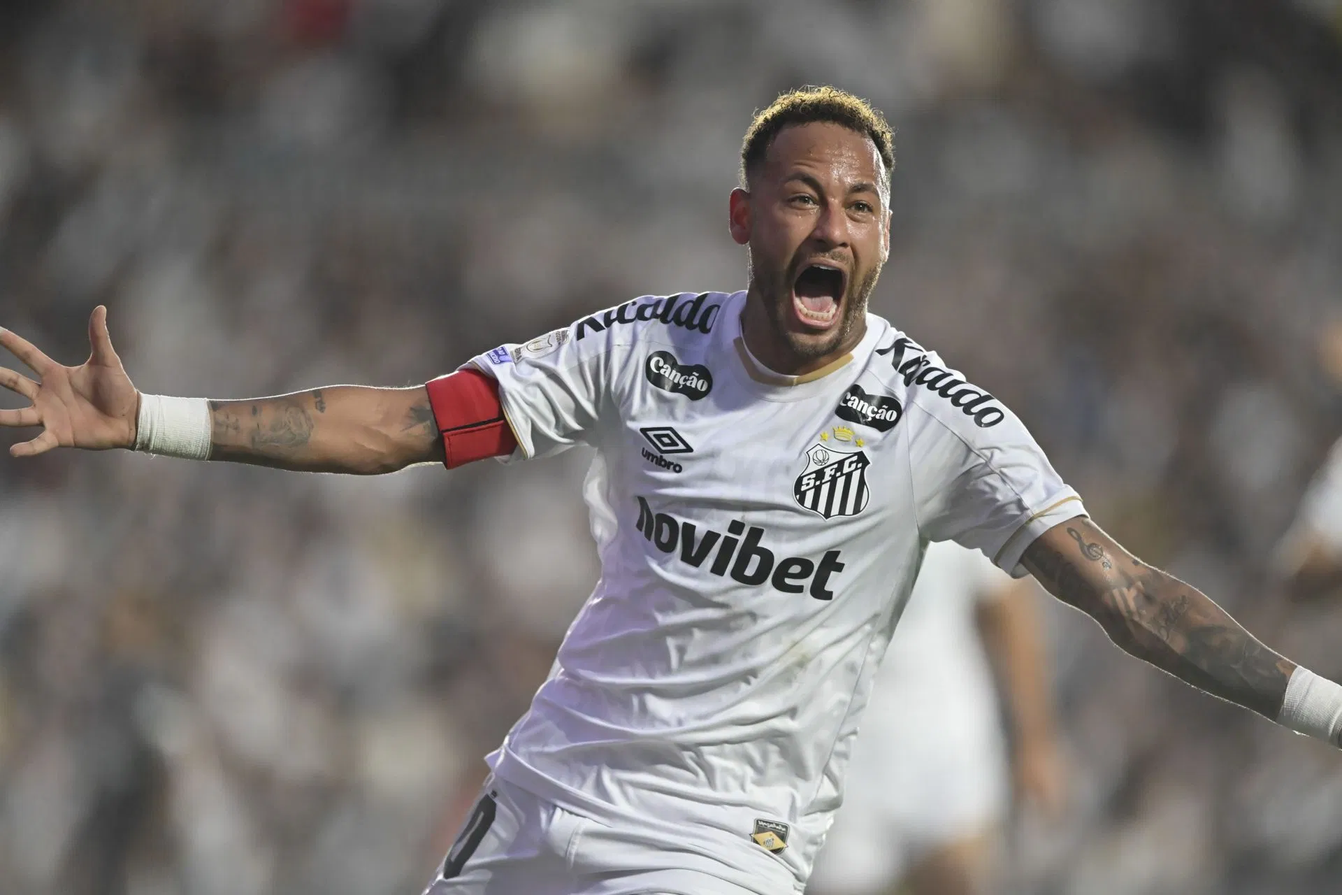 Santos Mock Thiago Mendes After Handshake Snub During Neymar Clash