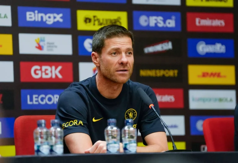 Chelsea and Manchester United Eyeing Ligue 1 Midfielder Amidst Competitive Transfer Market