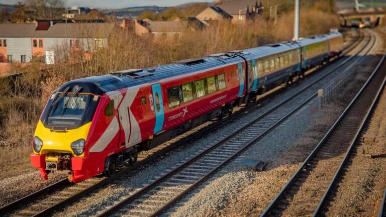 CrossCountry Cancels Most UK Services Following Major Power Failure in Birmingham