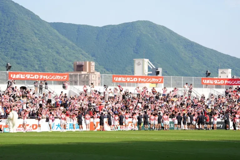 Fijian Rugby Player Saimoni Vunilagi Dies Following Suspected Heatstroke in Japan