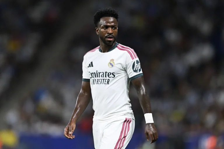 Former Real Madrid Star Santiago Canizares Questions Vinicius Junior's Market Appeal