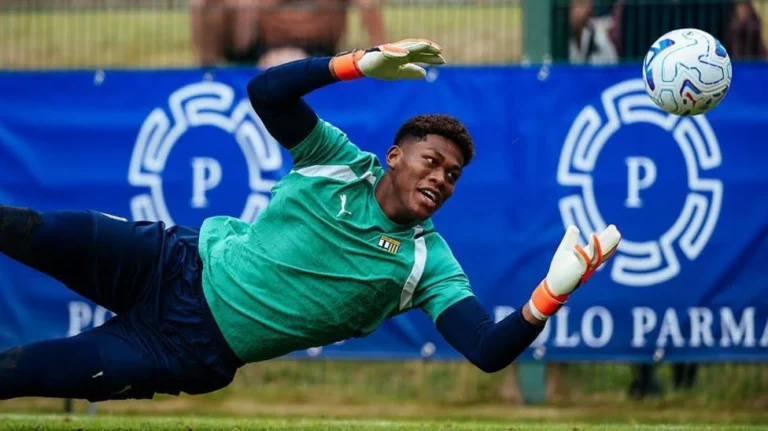 Aston Villa Nearing Deal for Goalkeeper Zion Suzuki as Emi Martinez Exit Looms