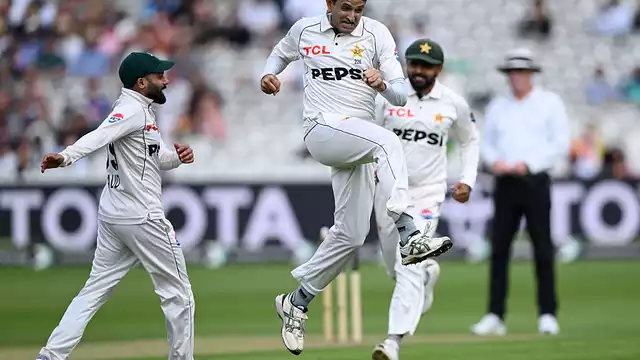 Mohammad Abbas and Mohammad Ali Dominate as Pakistan Take Control at Lord’s