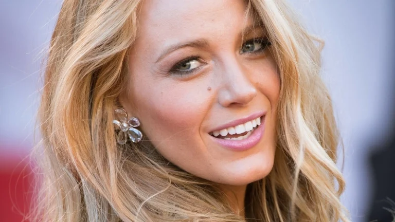 Blake Lively awarded $400,000 in legal fees following dispute with Justin Baldoni