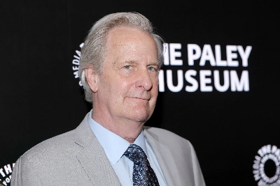 Jeff Daniels Channels Ronald Reagan in Cold War Drama ‘The Brink of War