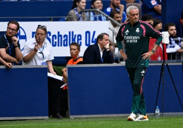 Real Madrid Officially Unveils Jose Mourinho in Low-Key Ceremony