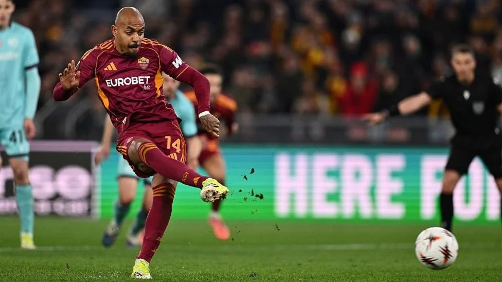 How Roma Transformed Donyell Malen into Europe’s Top Scorer