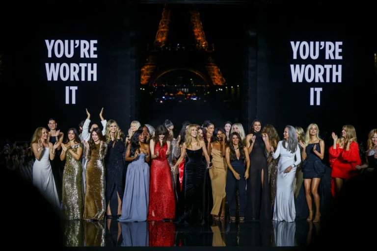 Aishwarya Rai Bachchan Dazzles at Paris Fashion Week