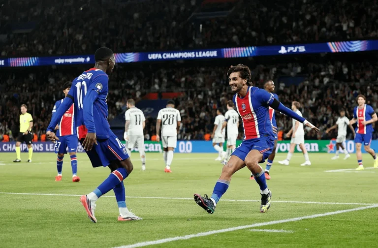 Ferran Torres Hits Hat-Trick as Paris Saint-Germain Rout Slovan Bratislava 6-1