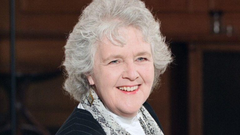 Veteran Actress Stephanie Cole Dies at 84