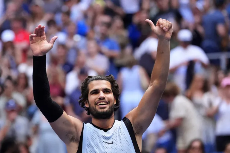 Carlos Alcaraz Advances to US Open Quarterfinals After Dominating Tommy Paul