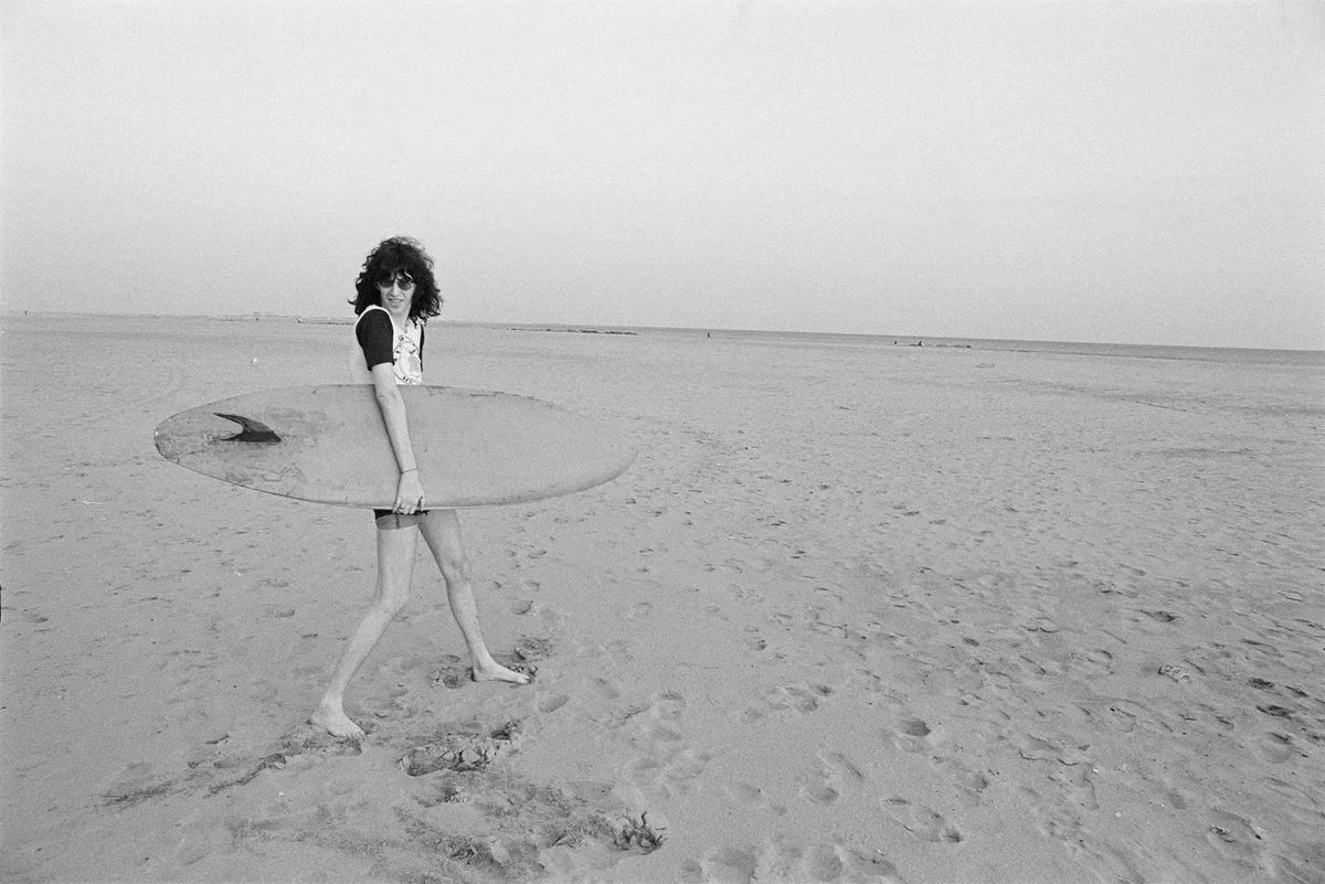 Roberta Bayley on Capturing Joey Ramone: The Story Behind Her Iconic Beach Photograph