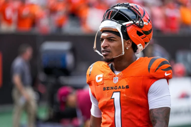 Ja'Marr Chase Questions Jaxon Smith-Njigba's Defensive Coverage Success