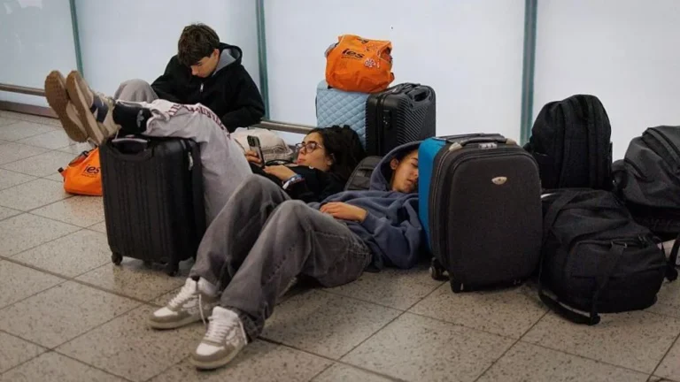 Transport Secretary Labels Major Air Traffic Control Failure as Avoidable