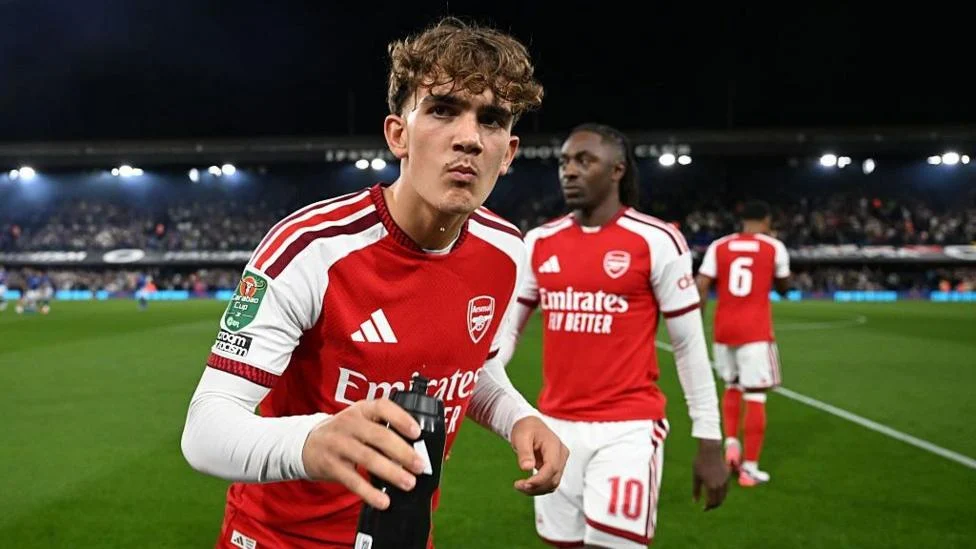 Mikel Arteta Cautious on Arsenal Teenage Star Max Dowman