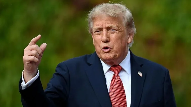 Trump discloses millions in tech and AI trades