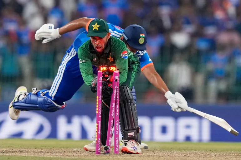 Pakistan Must Catch Up With India, Says Coach Hesson