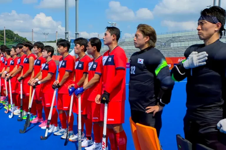 North Korean Anthem Played at South Korea Hockey Match