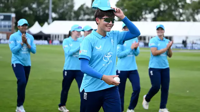 Issy Wong’s Maiden Five-Fer Secures ODI Series Victory for England
