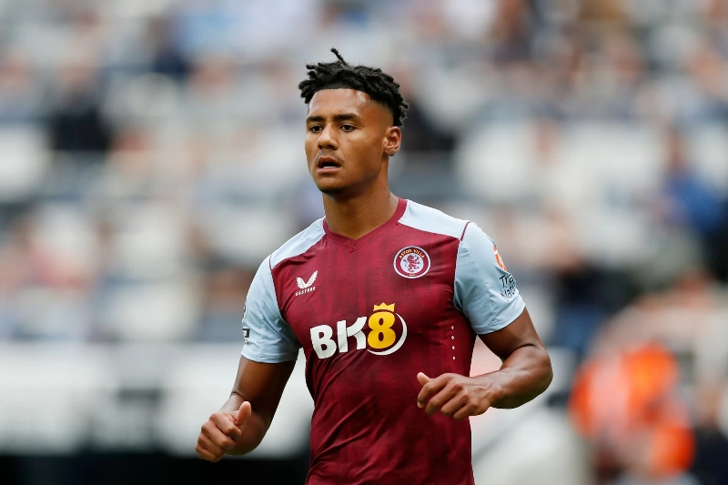 Ollie Watkins Departs Aston Villa for Al Hilal as Emi Martinez Joins Chelsea