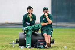 Mike Hesson Urges Pakistan to Move Past Squad Chaos Ahead of Third Test Against England