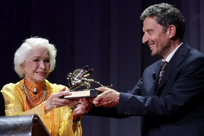 Ellen Burstyn Reflects on Portraying Marilyn Monroe at 100 in Venice Premiere
