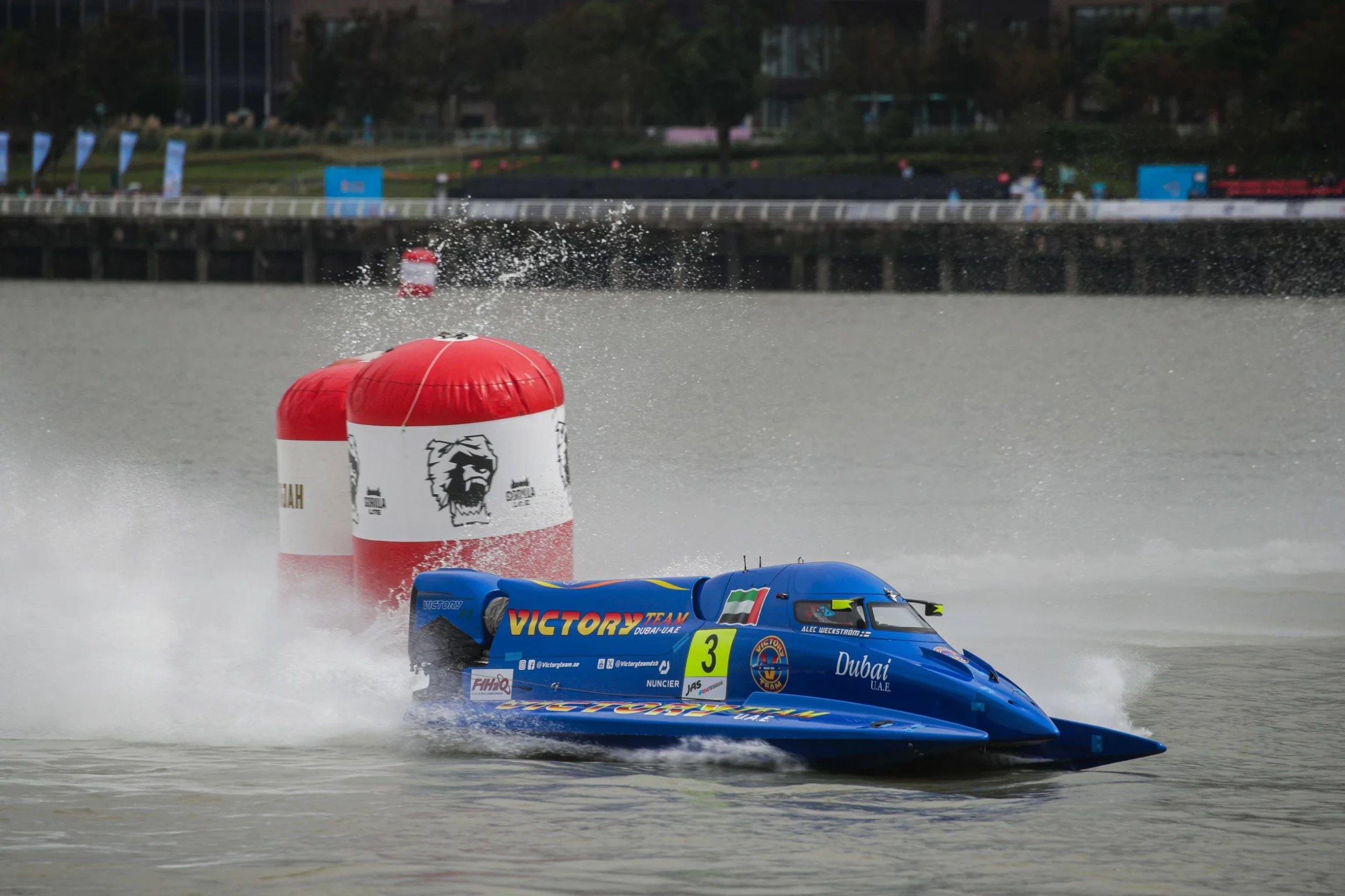 Alec Weckstrom Secures Victory at Shanghai F1H2O Grand Prix