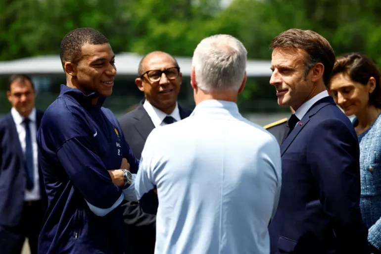 French Football Chief Backs Mbappe After China Apology