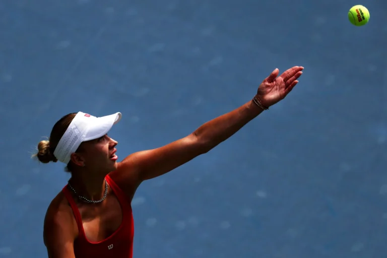 Amanda Anisimova Enjoys California Break Following Early 2026 Season Exit