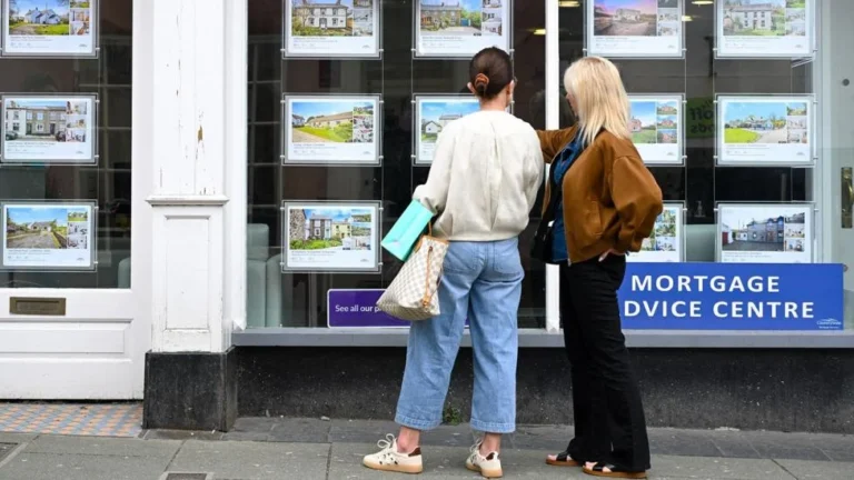 Five-Year Mortgage Rates Hit 6% for First Time Since