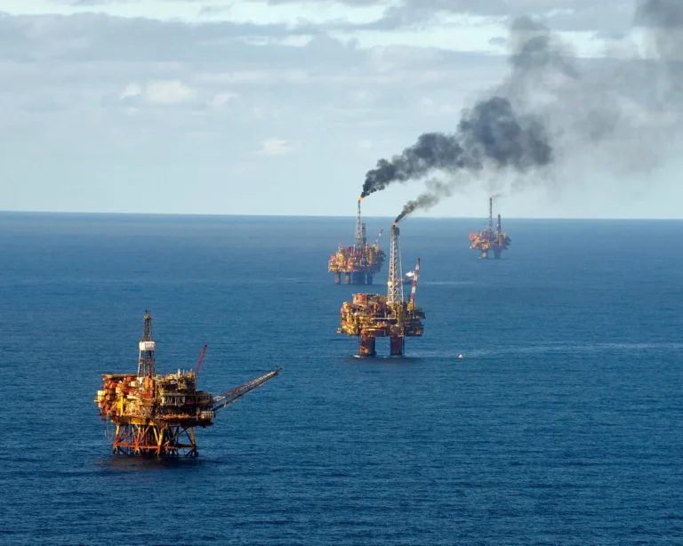 North Sea Strike Threat Prompts UK Fuel Supply Warnings