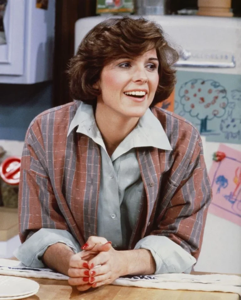 Emmy-Winning Star Susan Saint James Dies at 80