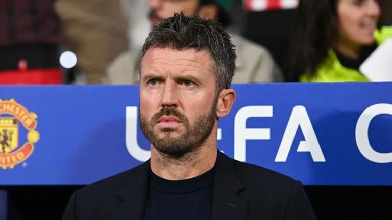 Michael Carrick delivers emotional address as Man Utd job