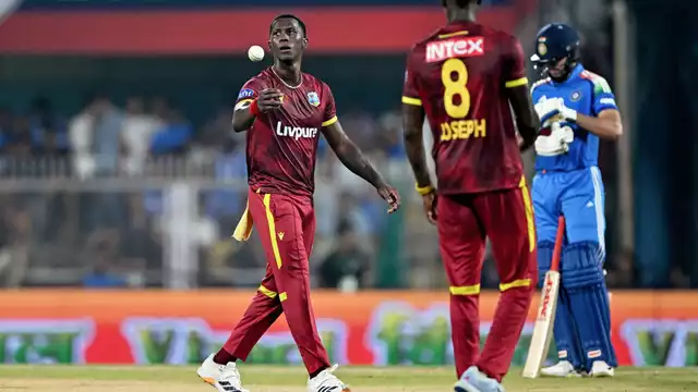 Coaches Sympathize With Bowlers Following India’s Record ODI Chase