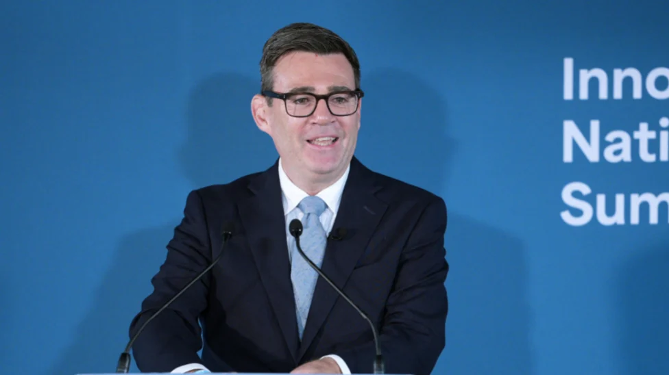 Burnham Pledges Overhaul of Workplace Non-Compete Clauses