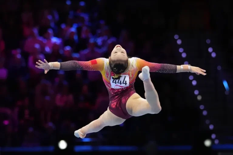 China Edges USA for World Gymnastics Gold in Rotterdam