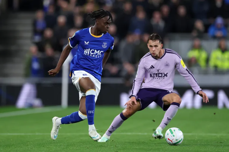 Everton Down Newcastle to Set Up Fleetwood Quarterfinal Clash