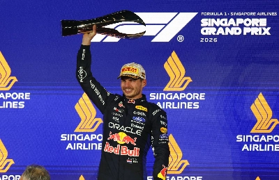 Verstappen Claims Maiden Singapore Victory as Antonelli Nears Title