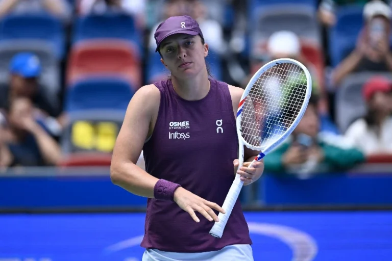 Iga Swiatek Ends 2026 Season Following Withdrawal from Ningbo