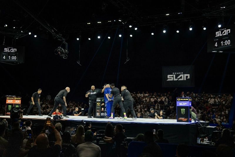 Da Hawaiian Hitman Retains Super Heavyweight Title in Abu Dhabi